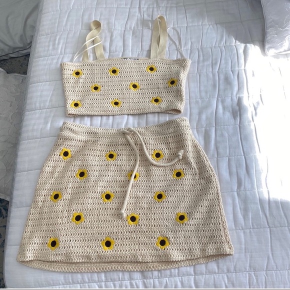 ZARA SUNFLOWER CROCHET SET 🌻🌻 - Picture 7 of 8